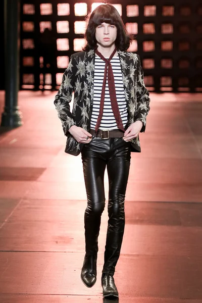 Look 55